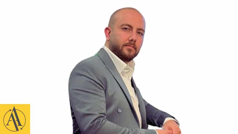 محمد علی پورصمدی | آکادمی آینده